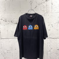 90~00s giant body "PACMAN"  print T