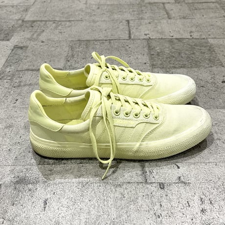 adidas canvas sneaker