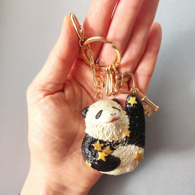 星を引き寄せるパンダのバッグチャーム | umaru 