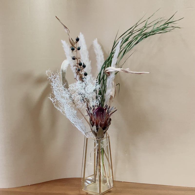 ドライフラワーインテリアアレンジ（ナチュラルベージュ） | Qreal