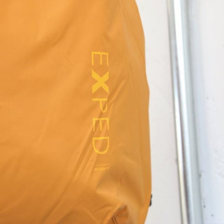 子供から大人まで一人１個は持っておきたい完全防水バッグ　ゴールド