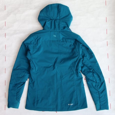 Rab Women's　中綿プリマロフトで表地パーテックスのジャケット　Ultramarine