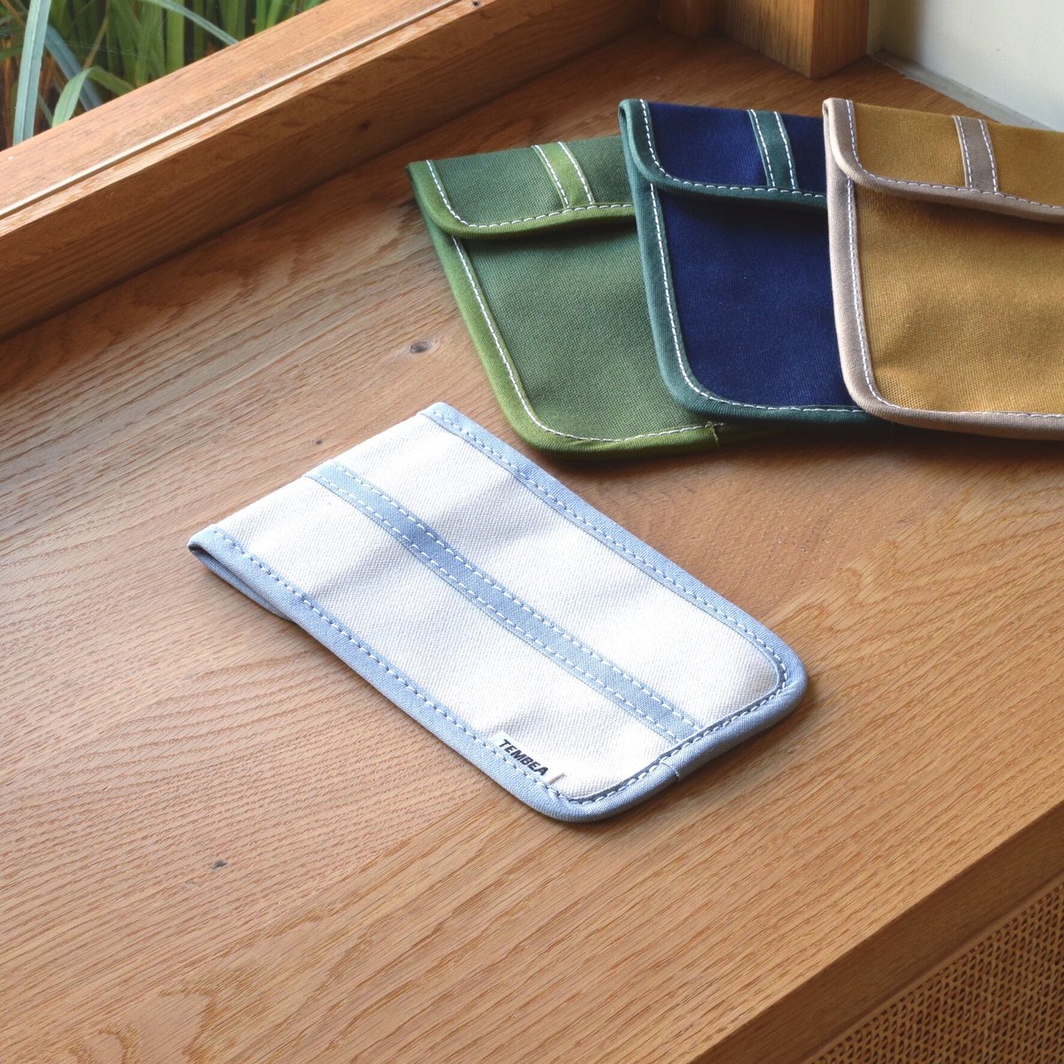 TEMBEA / MEGANE CASE / LOCAL LIMITED / テンベア /