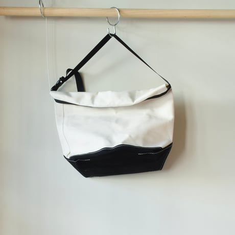 TEMBEA / ROLL TOP TOTE / NATURAL/BLACK / テンベア / ロールトップトート
