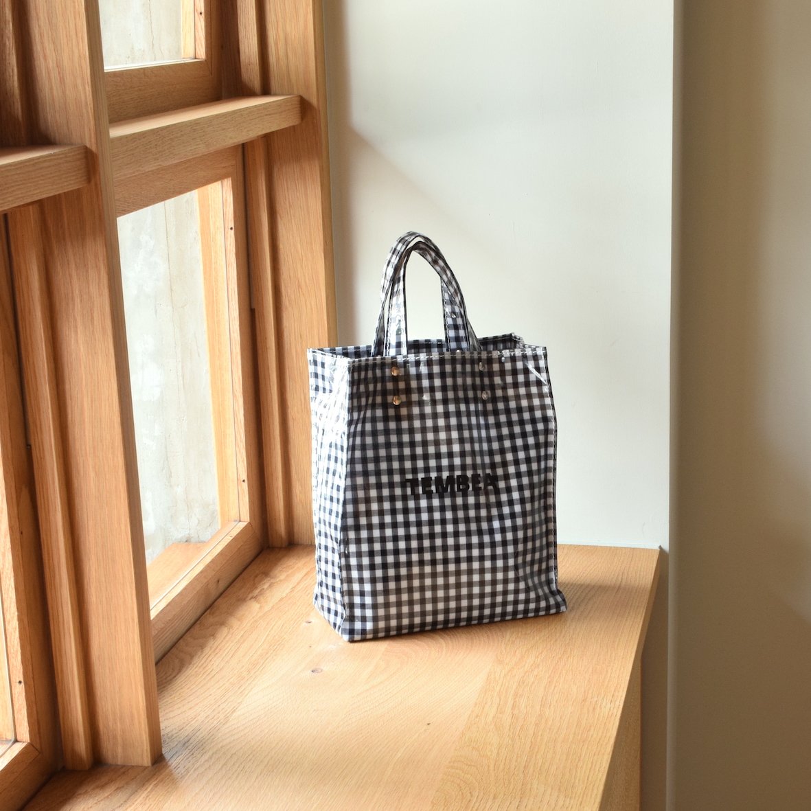 TEMBEA / PAPER TOTE / SMALL / GINGHAM BLACK /