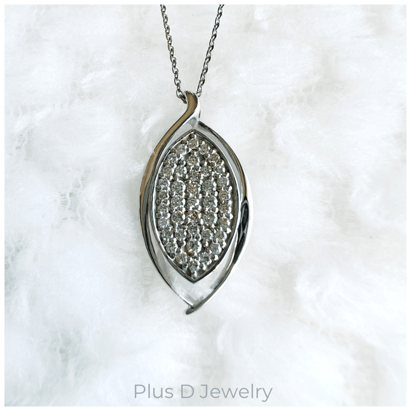 BD-031 K18WG ダイヤモンド ペンダント 0.30ct | Plus D Jewelry