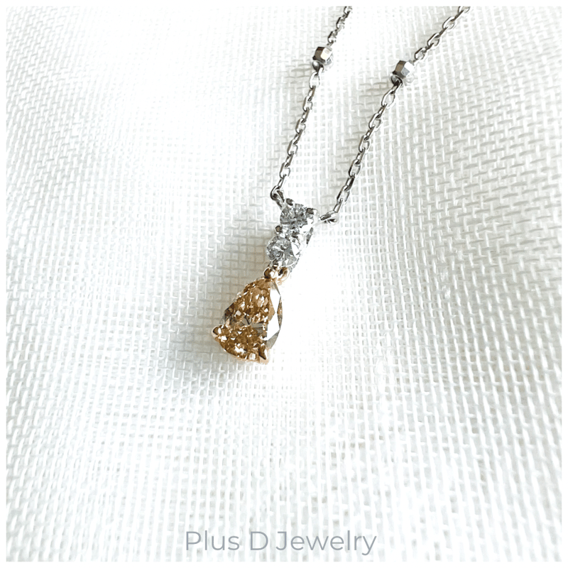 PD-027 K18PG/K18WG ダイヤモンド ペンダント | Plus D Jewelry