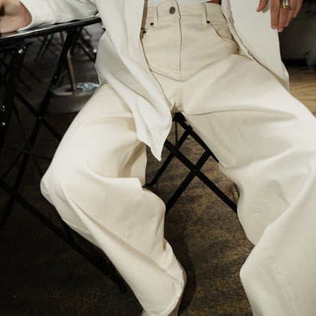 ミカーレミカーレ　cafe de INDiGo デニムシャツジャケット　ベージュ ミカーレミカーレ cafe de INDiGo デニムシャツジャケット