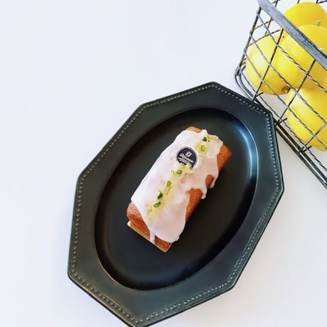 【⚠︎発送商品】瀬戸内レモンケーキ(ハーフサイズ1本入) ※冷凍商品