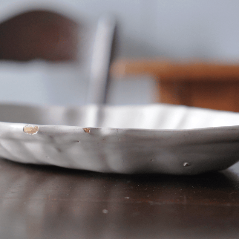 ムスティエ　花リム　25㎝ ムスティエ Moustiers 花リム 大皿 丸皿 φ31.6cm アンティーク