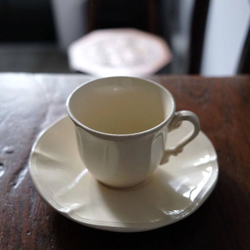 ディゴワン＆サルグミンヌ 花リム コーヒー カップ＆ソーサー