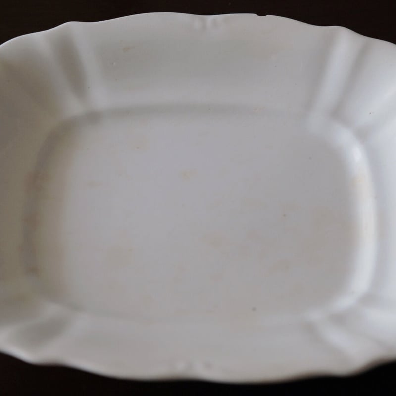 マーストリヒト皿アンティークオランダ古窯阿蘭陀花陽刻縁訳ありイ号