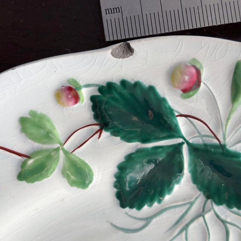 Creil&Montereau Fraise ジョルジュサンド 彩色 いちご レリーフ