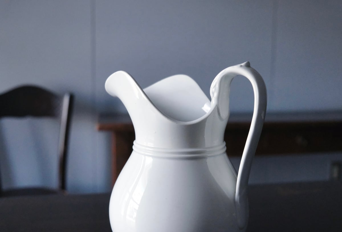 貴重【ボルドー】白のスーピエールフランスアンティーク・花器/美