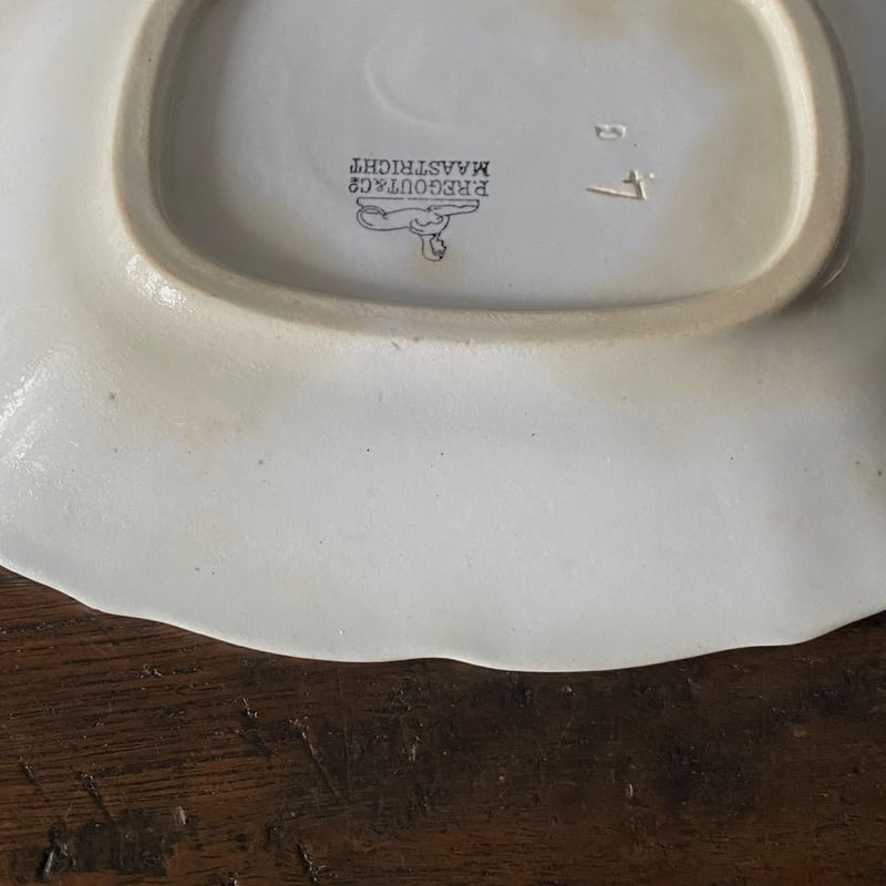 オランダアンティーク　Maestricht Florence　レリーフ　平皿２枚 オランダアンティーク Maestricht Florence レリーフ 平皿2枚