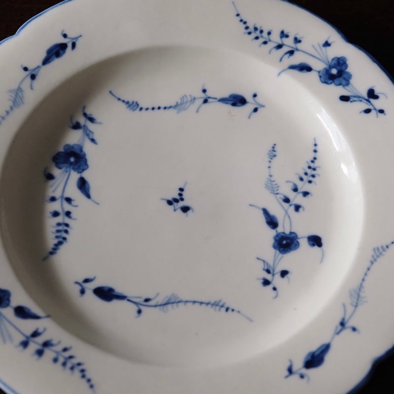 18世紀 Chantilly シャンティイ 軟質磁器 小枝柄 ブランディーユ