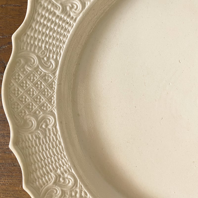 18世紀 塩釉炻器 イギリス レリーフ皿 アンティーク 050320