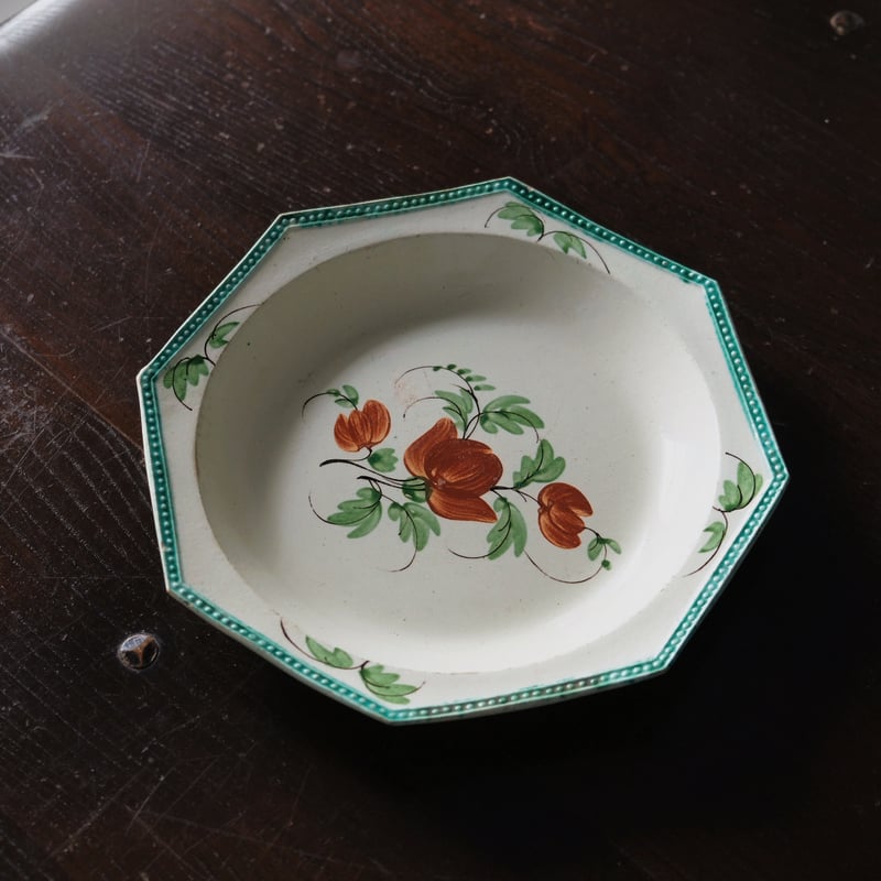 ファイアンスフィン オクトゴナル 花絵皿 C ファイアンスフィン オクトゴナル 花絵皿 C - メルカリ