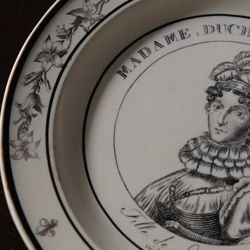 Choisy le Roi ショワジールロワ 肖像 グリザイユ皿 フランス王族 φ21