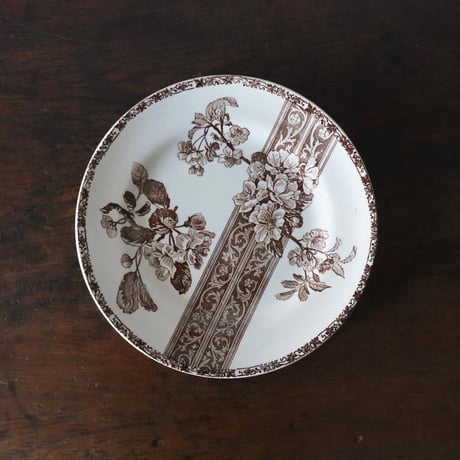 エミールブルジョワ | STORES