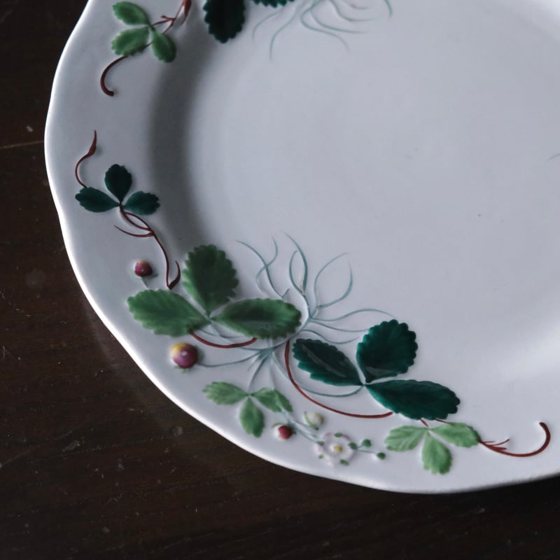 Creil&Montereau Fraise ジョルジュサンド 彩色 いちご レリーフ皿 平皿