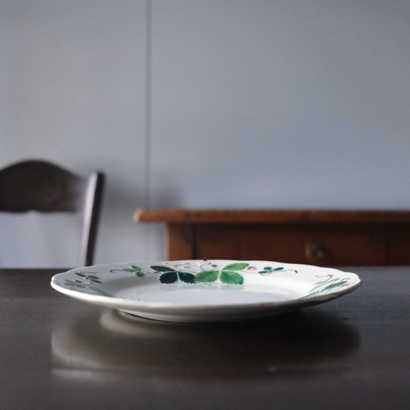 ジョルジュ・サンドのいちご皿 FRAISE クレイユモントロー A *状態良 ジョルジュ・サンドのいちご皿 FRAISE クレイユモントロー I - メルカリ