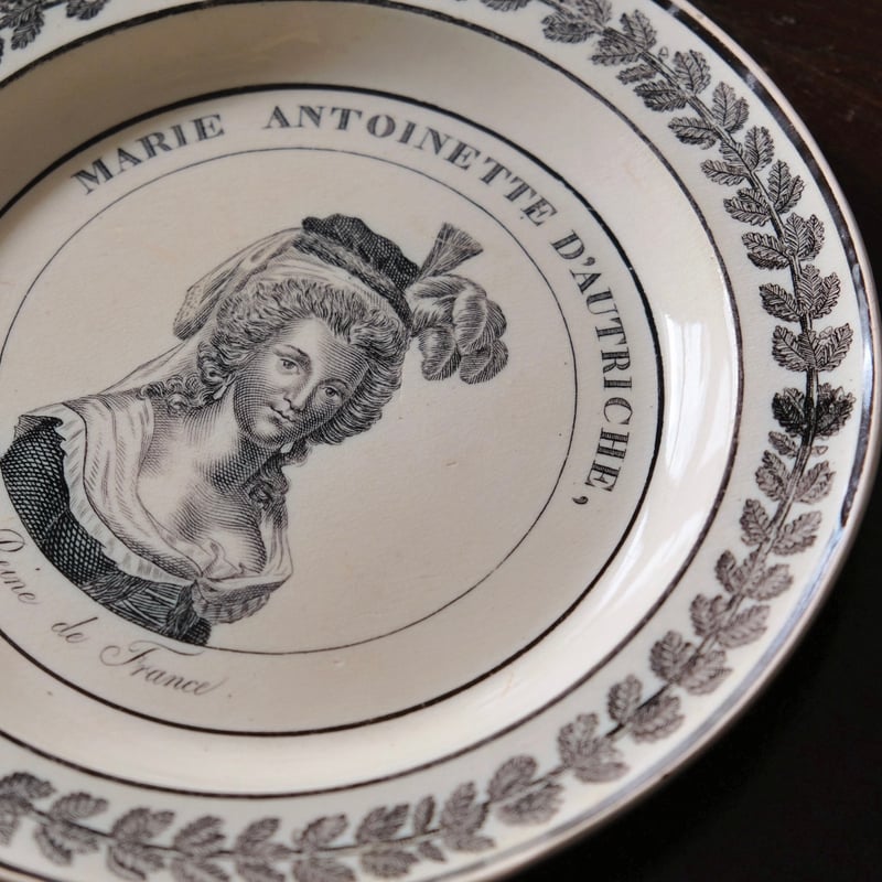 フランス　アンティーク　ショワジールロワ　グリザイユプレート　絵皿　デザート皿 アンティーク プレート デザート皿 CRANIT フランス