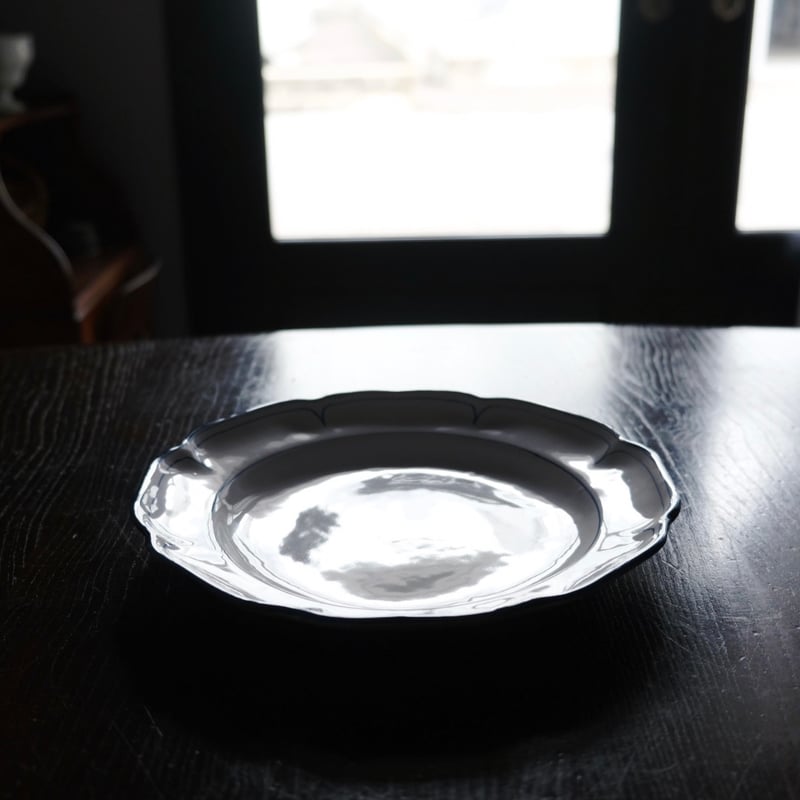 Moustiers 青線 花リム 平皿 φ24.6cm フランス アンティーク b 05017