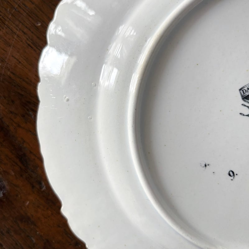 David Johnston ボルドー 花鳥柄 グリザイユ皿 レリーフ 平皿 φ21.5cm