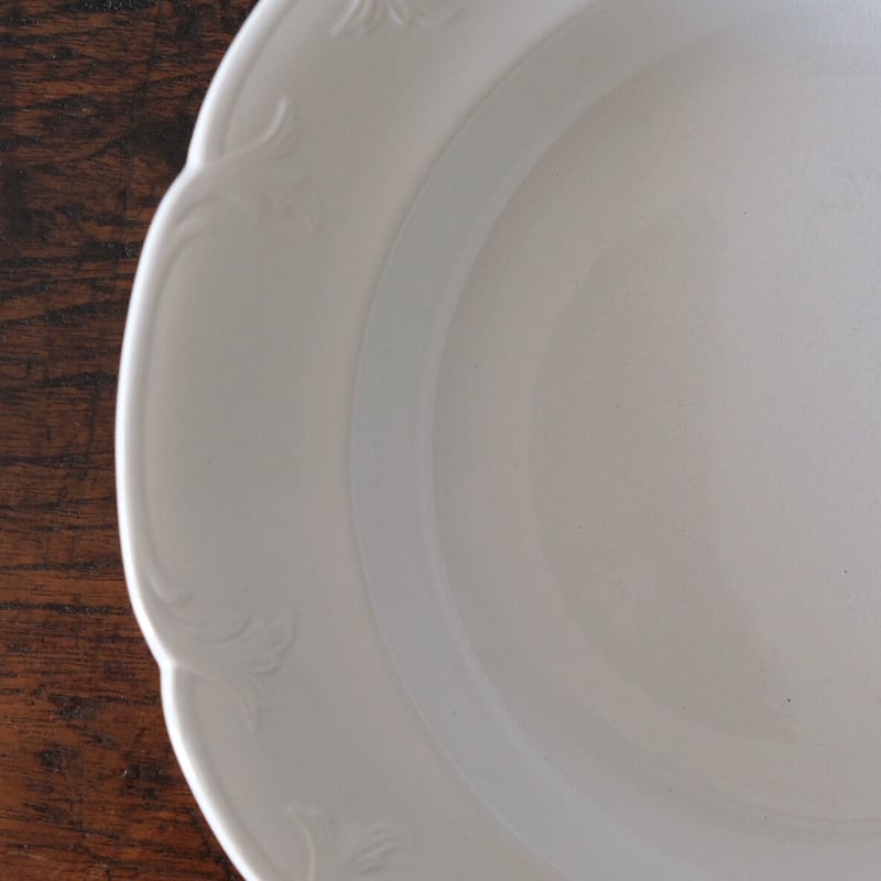 1800年後期美品　フランスアンティーク　サルグミンヌプレート　ソース入れ付き 1800年後期美品 フランスアンティーク サルグミンヌプレート ソース