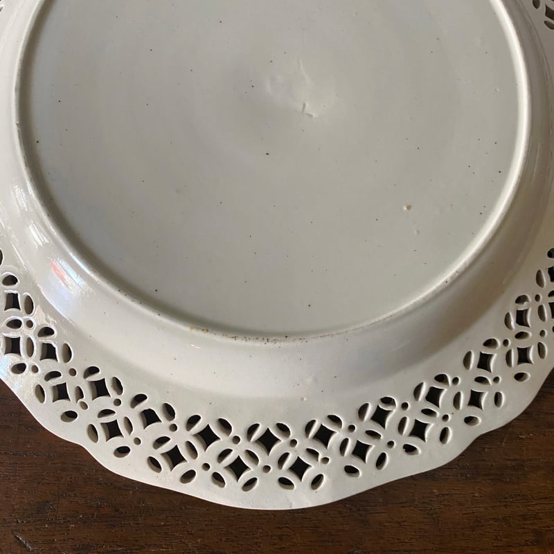イギリス 18世紀 クリームウェア パニエ皿 イギリス クリームウェア レース ピアシング 平皿 深皿 h24.5cm
