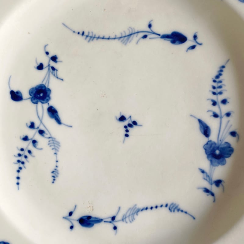 18世紀 Chantilly シャンティイ 軟質磁器 小枝柄 ブランディーユ