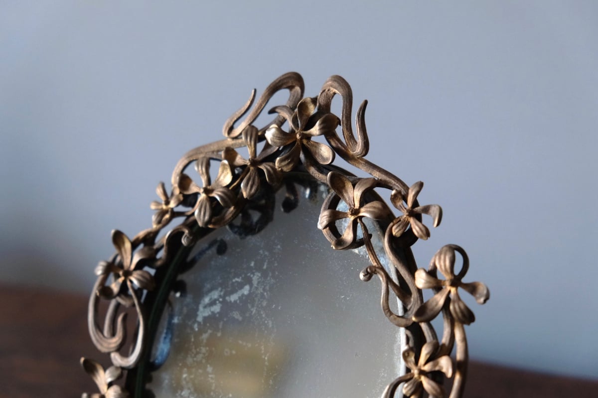 全国宅配無料 Antique 草花縁取り アール・ヌーヴォー装飾