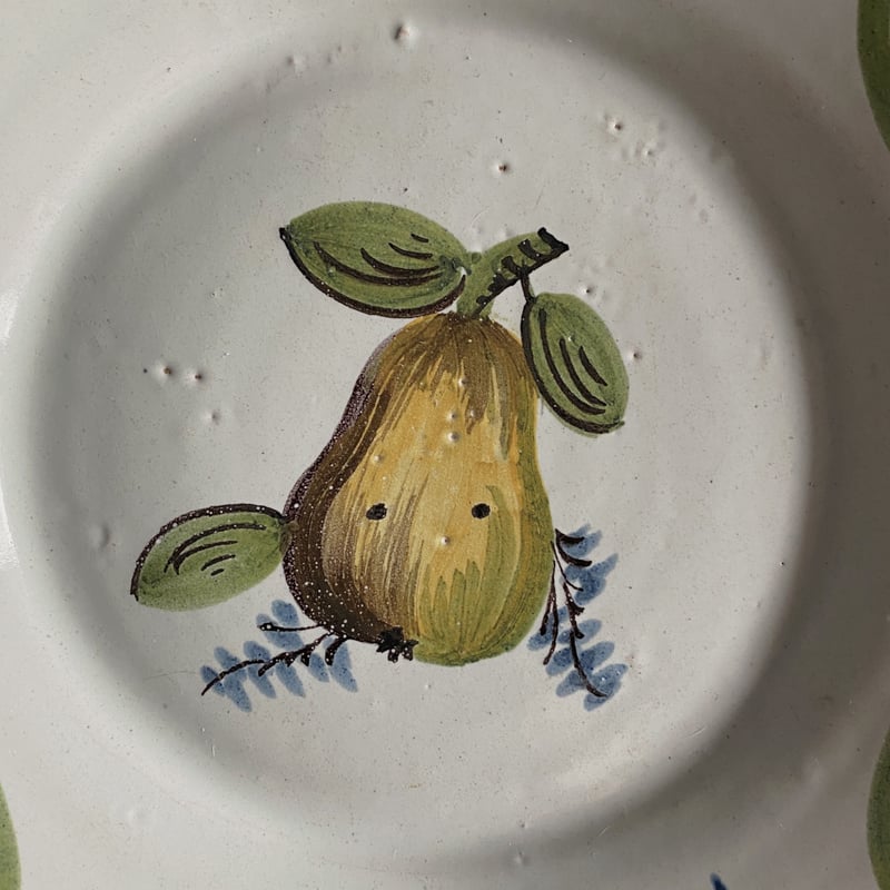 ヌヴェール Nevers 洋梨 平皿 リム皿 φ22.5cm フランス アンティーク