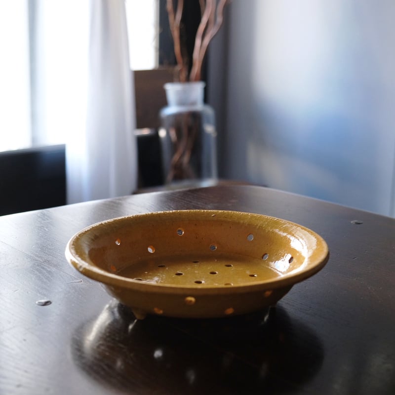 フェセル 黄釉 皿 φ22.5cm フランス アンティーク 0501639 フェセル 黄釉 皿 φ22.5cm フランス アンティーク 0501639