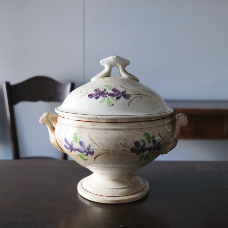 フランスアンティーク小鳥と蝶お花モチーフのハンドペイントホーロースーピエール フランスアンティーク小鳥と蝶お花モチーフのハンドペイント