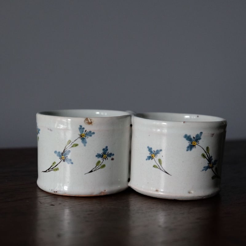 ヌヴェール Nevers 白釉陶器 オイル&ビネガー用 ホルダー 勿忘草