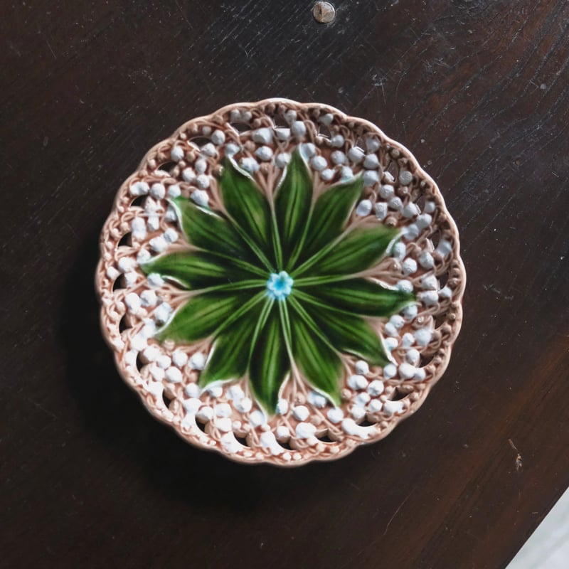 【希少】クレイユモントロー プレート 鈴蘭 バルボティーヌ フランスアンティーク クレイユモントロー 鈴蘭 プレート ソーサー フランスアンティーク