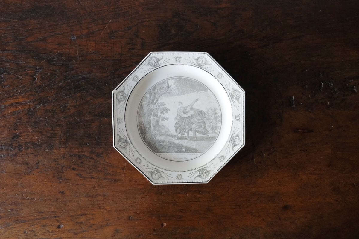 初期クレイユ　ファイアンスフィーヌ　天使の皿　グリザイユ　フランスアンティーク 初期クレイユ ファイアンスフィーヌ 天使の皿 グリザイユ