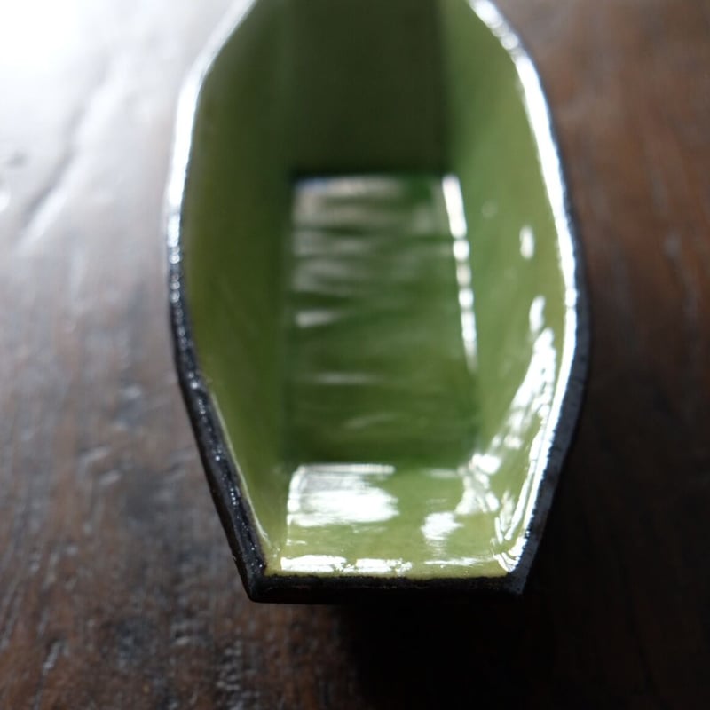緑釉 舟型 ラヴィエ アンティーク 050365 | jinen_antique
