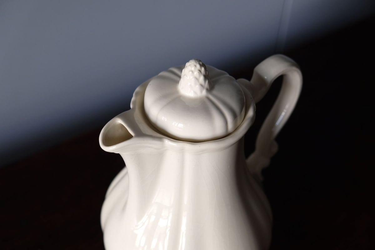 希少 美品 サルグミンヌ ポット フランスアンティーク 白　コーヒーポット サルグミンヌ コーヒーポット アンティーク 050240 | jinen_antique