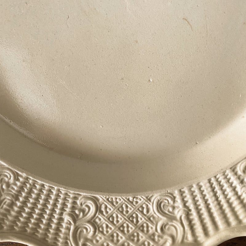 美品、18世紀イギリス製アンティーク酒器、送料無料 18世紀 塩釉炻器 イギリス レリーフ皿 アンティーク 050320