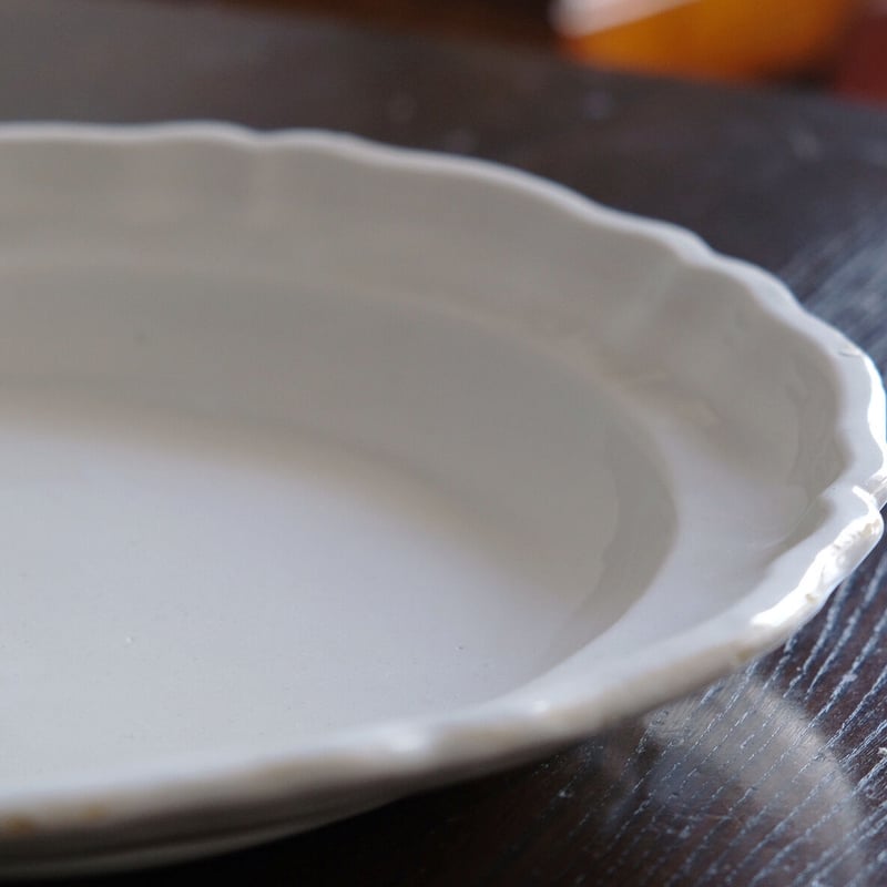 ムスティエ Moustiers 花リム 大皿 丸皿 φ31.6cm アンティーク ムスティエ Moustiers 花リム 大皿 丸皿 φ31.6cm アンティーク