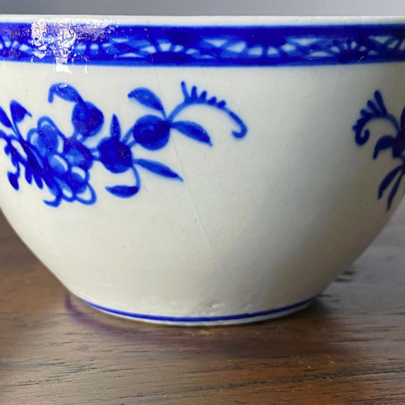 ベルギー トゥルネー窯のティー・ボウル 18世紀 トゥルネー ティー ボウル アンド ソーサー カップ