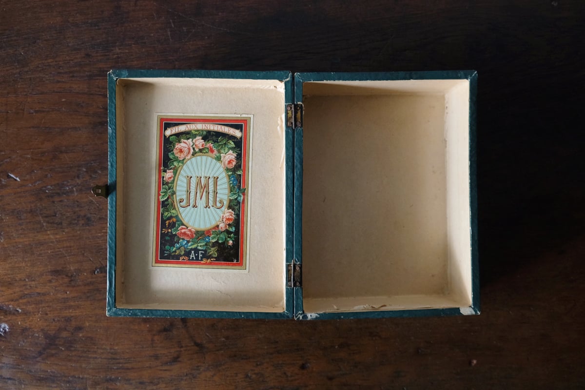 木箱 糸箱 小物入れ 箱 薔薇 ブーケ フランス アンティーク 木箱 糸箱 小物入れ 箱 薔薇 ブーケ フランス アンティーク