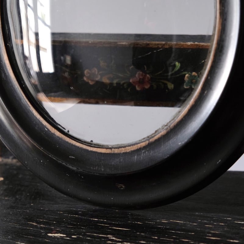 ナポレオン3世様式 黒 額 オーバルフレーム ボンベガラス 付き 25cm