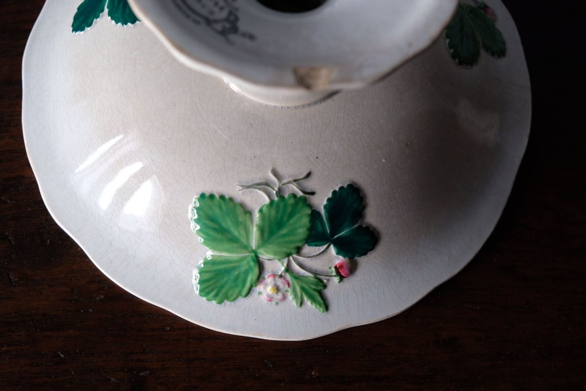 クレイユモントロー FRAISE 苺コンポティエ ケーキスタンド