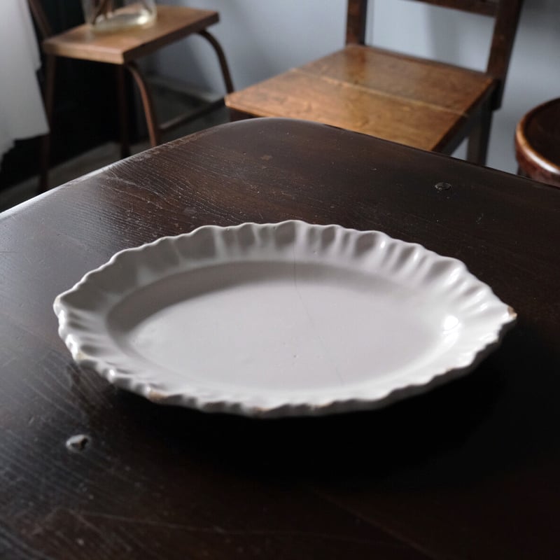 Moustiers ムスティエ フリル リム皿 オーバル皿 楕円皿 30.8cm Moustiers ムスティエ フリル リム皿 オーバル皿 楕円皿 30.8cm