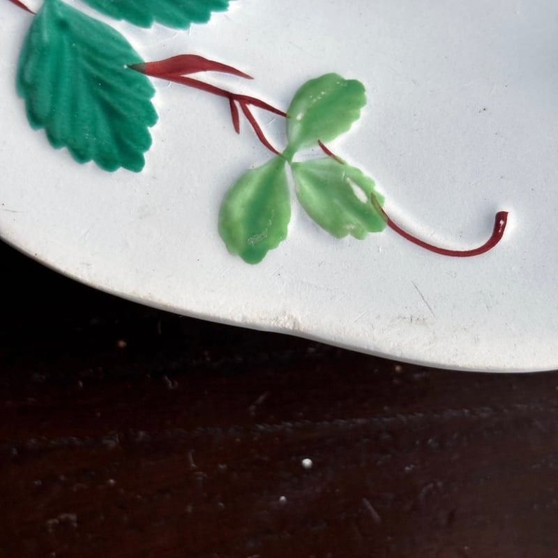 Creil&Montereau Fraise ジョルジュサンド 彩色 いちご レリーフ