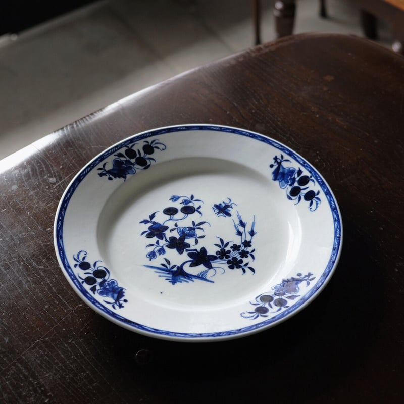 アンティーク　皿 tournai トゥルネー 軟質磁器 絵皿 平皿 リム皿 φ24.4cm アンティーク